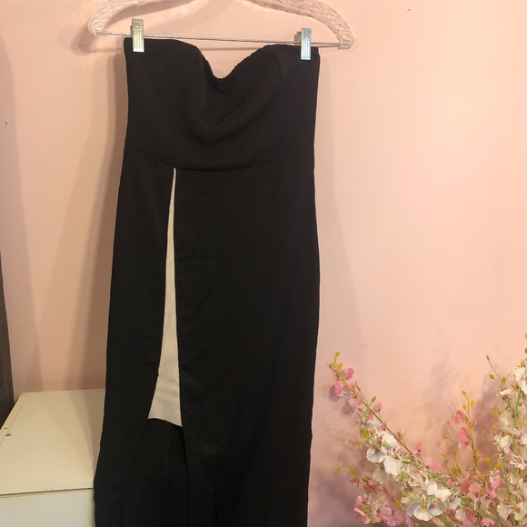 Superdown Strapless Slit Gown - Picture 2 of 7